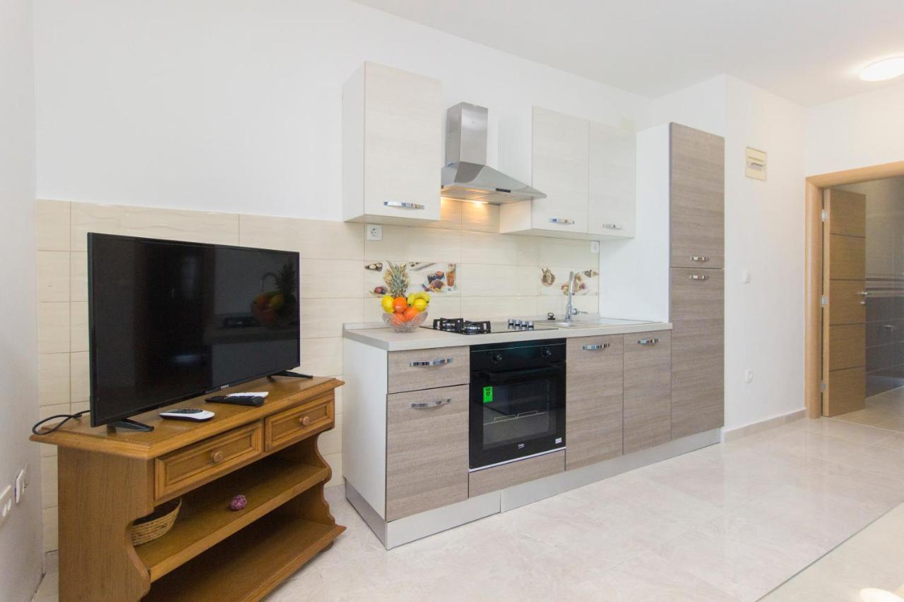 Apartmani Malis Ražanj Eksteriør billede