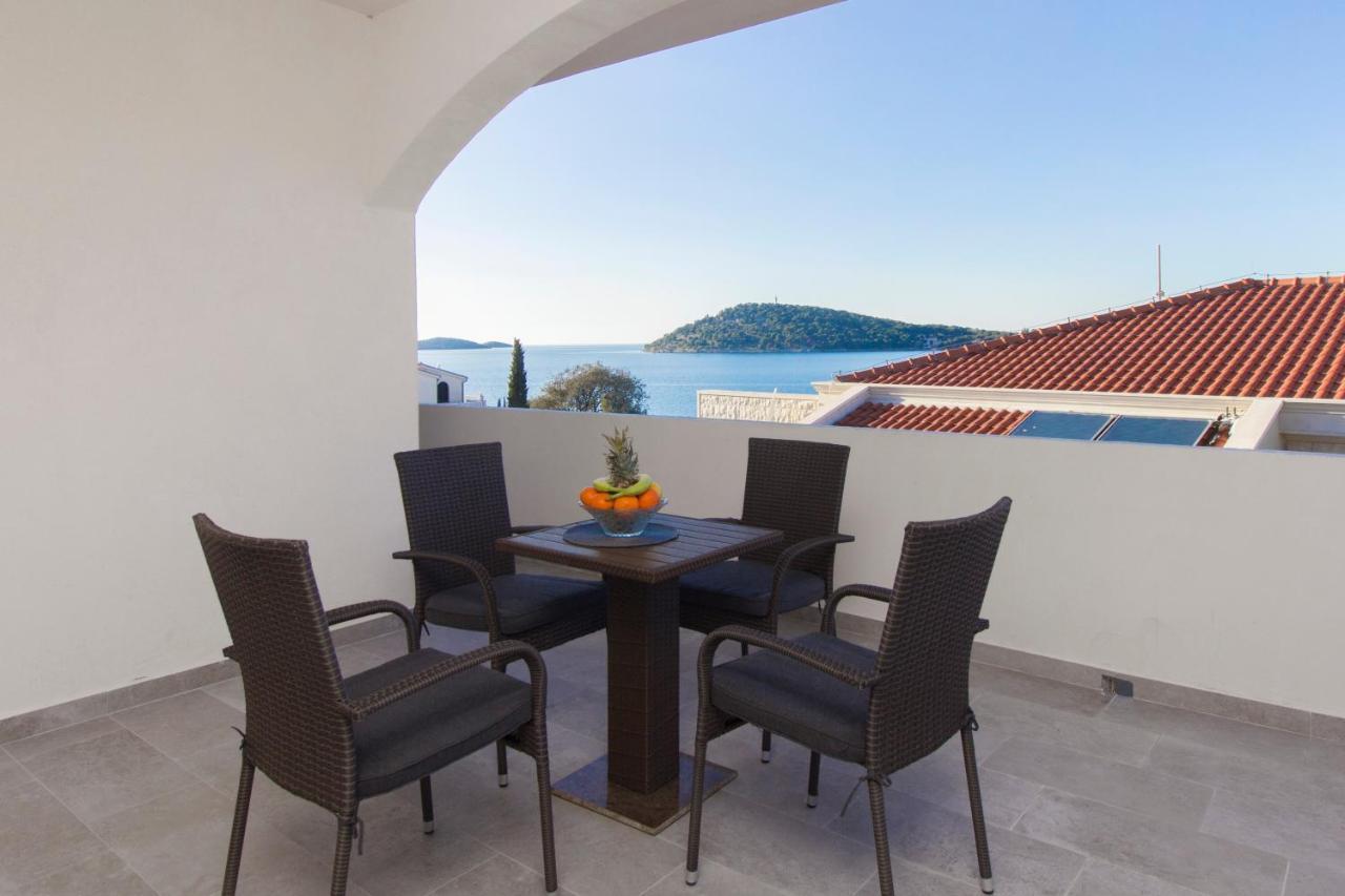 Apartmani Malis Ražanj Eksteriør billede