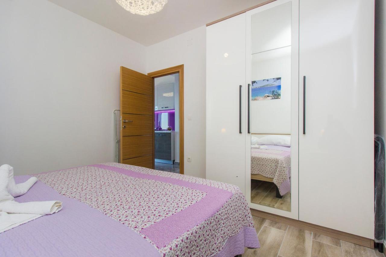 Apartmani Malis Ražanj Eksteriør billede