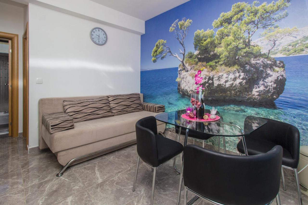Apartmani Malis Ražanj Eksteriør billede